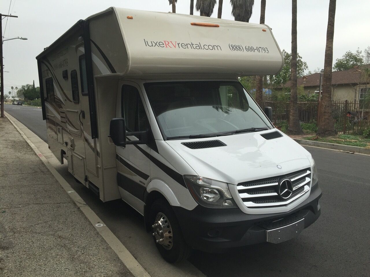 RV-Rentals in Los-Angeles, CA - 2015 Class-C Coachmen 2150 ...