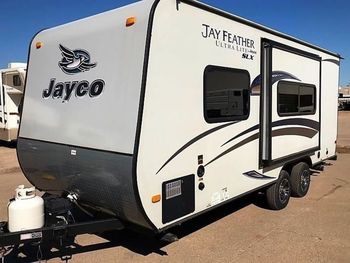 2015 Jayco 18SRB JayFeather - Travel Trailer RV on RVnGO.com
