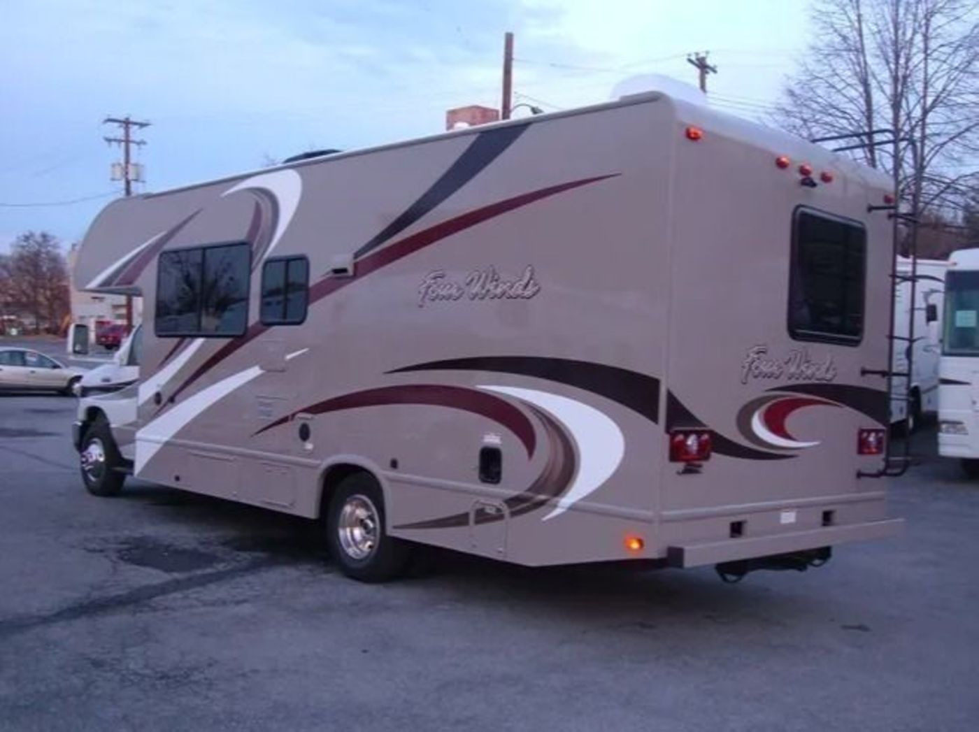 RV Rentals in Allentown, PA 2015 ClassC Thor FourWindsModel26a