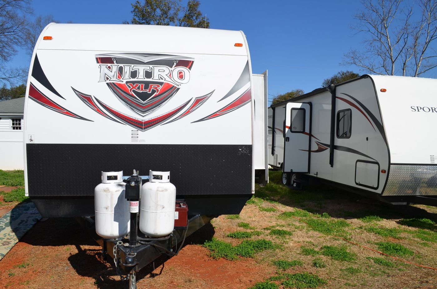 RV Rentals in Charlotte, NC 2014 ToyHauler ForestRiver 376Nitro