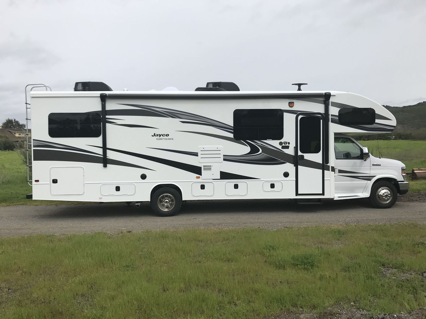 RV Rentals in San Jose, CA 2019 ClassC Jayco Greyhawk near 95120