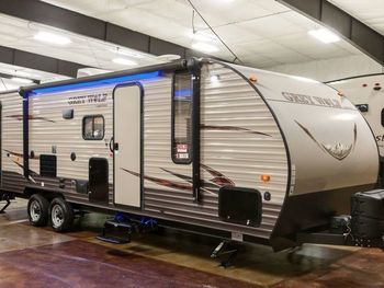 2017 Forest River Cherokee Grey Wolf - Travel Trailer RV on RVnGO.com