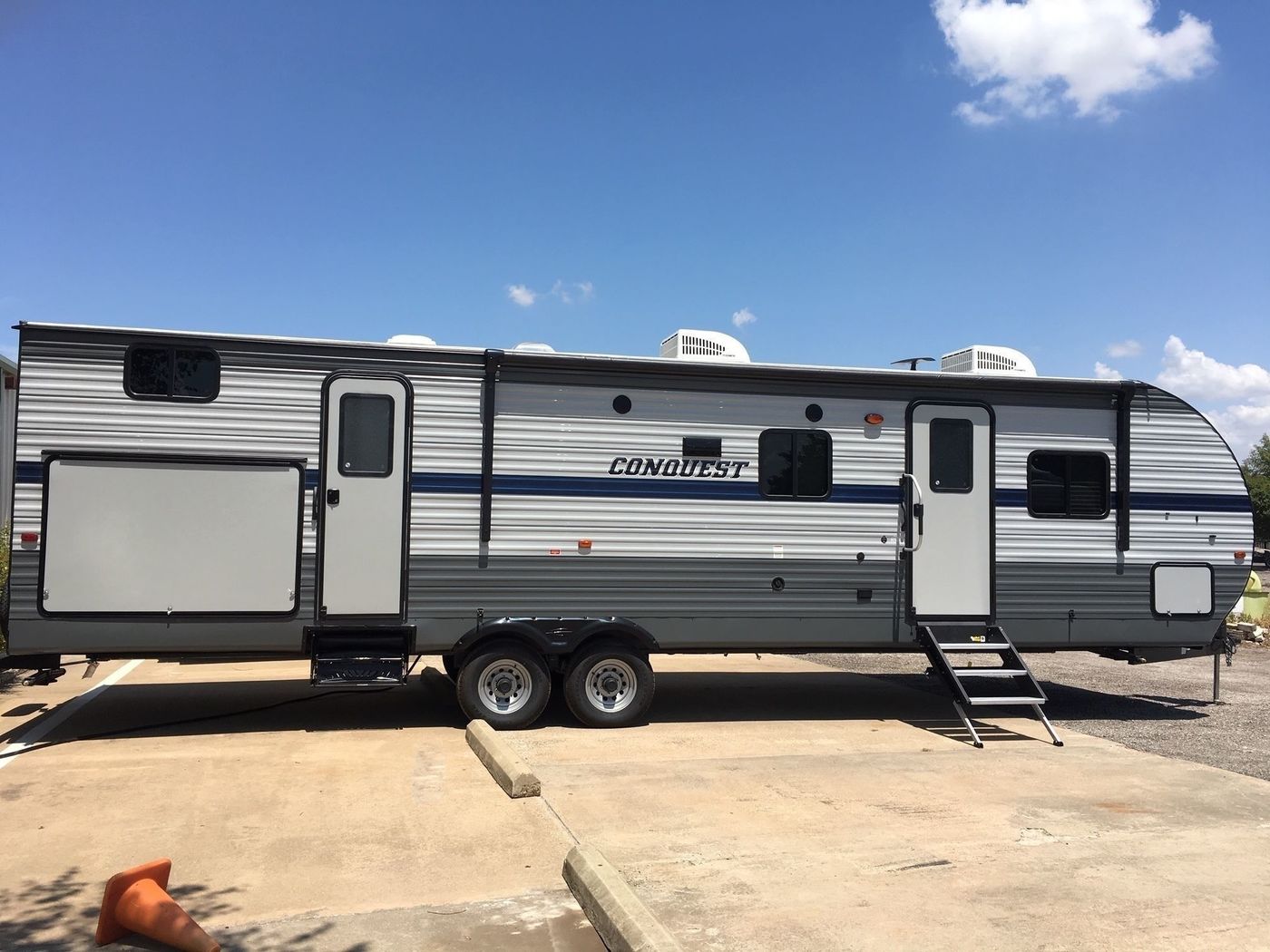 RV Rentals in Rockwall, TX 2020 TravelTrailer Gulfstream Conquest