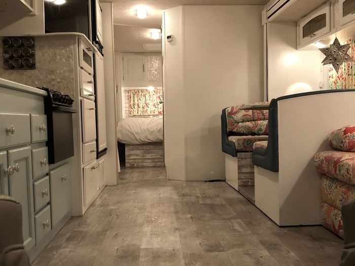 RV Rentals in Belleville, MI 2005 ClassC Jayco GreyhawkSs near