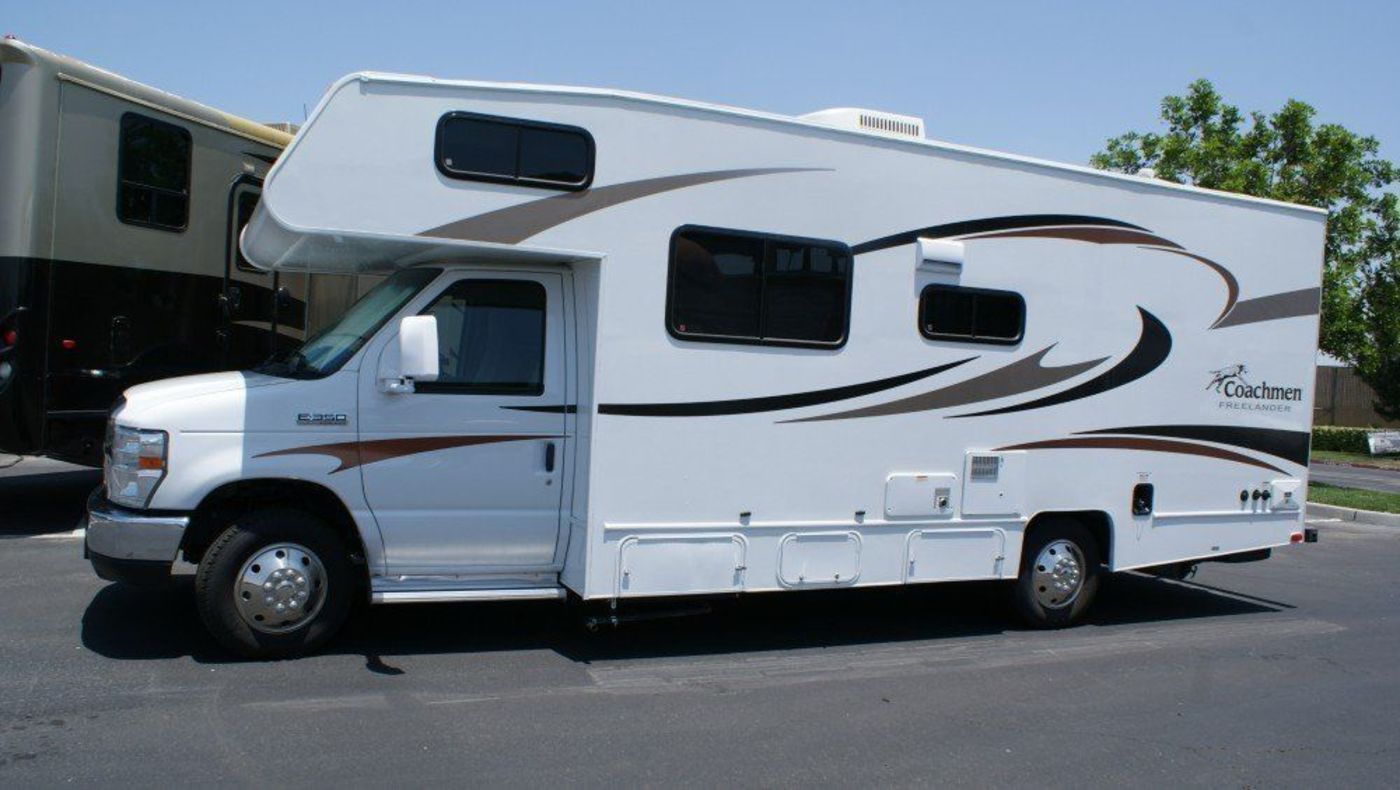 RV Rentals in Ontario, CA - - 2014 Class-C Coachmen Freelander near ...