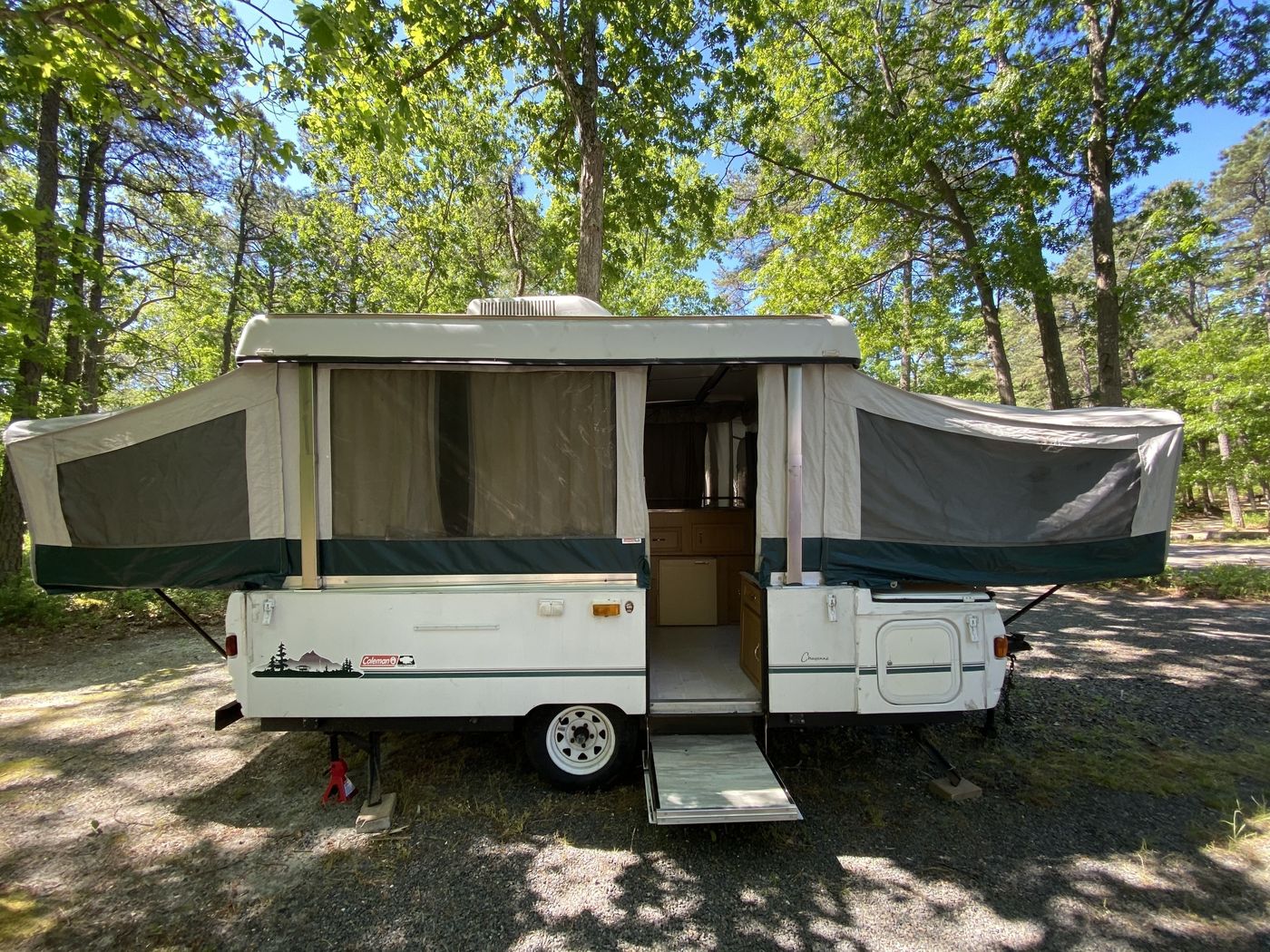 RV Rentals in East Brunswick, NJ - - 1999 Pop-Up-Camper-Other-Non