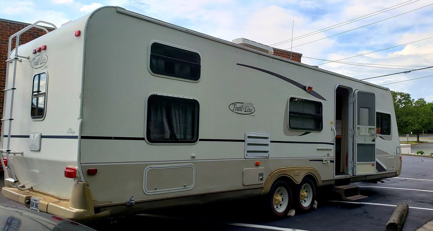 RV Rentals in Richmond, VA - - 2004 Travel-Trailer Travel-Lite M-8304-S ...