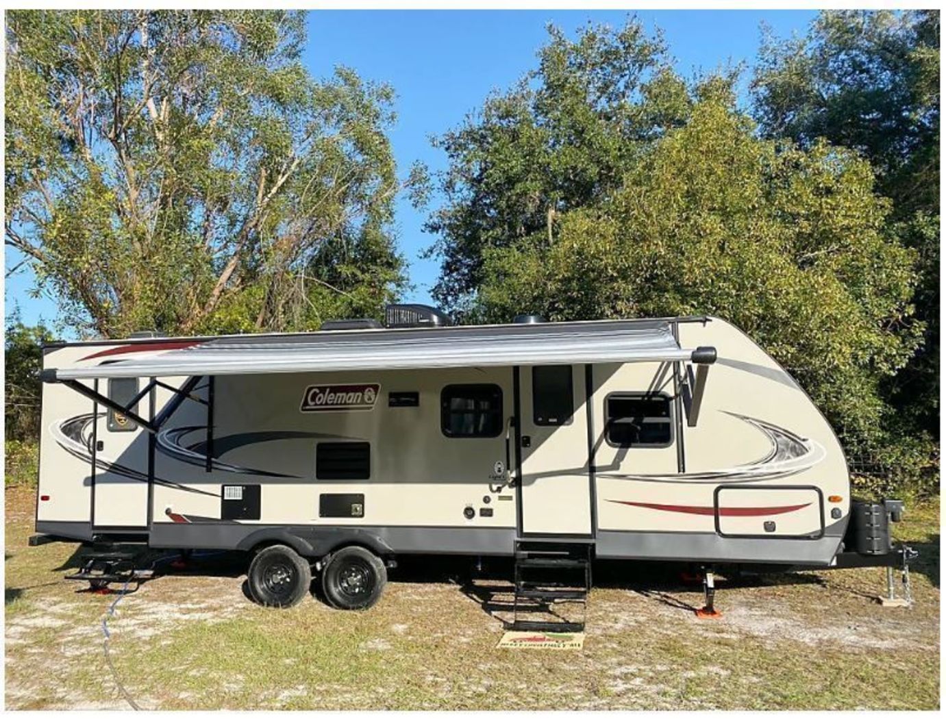 RV Rentals in Lake Wales, FL 2019 TravelTrailer Coleman Light