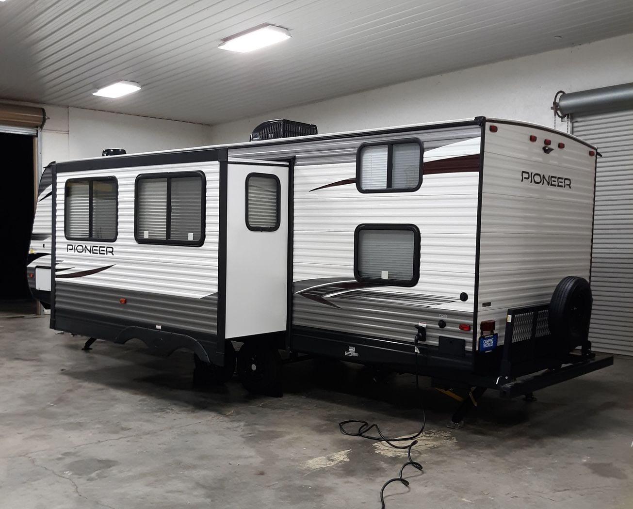 RV Rentals in Morristown, TN 2021 TravelTrailer Heartland Pioneer