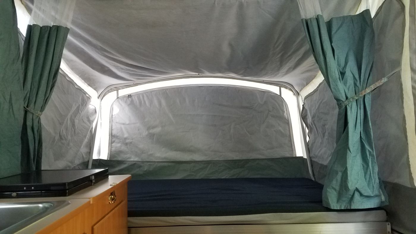 2002 coleman taos