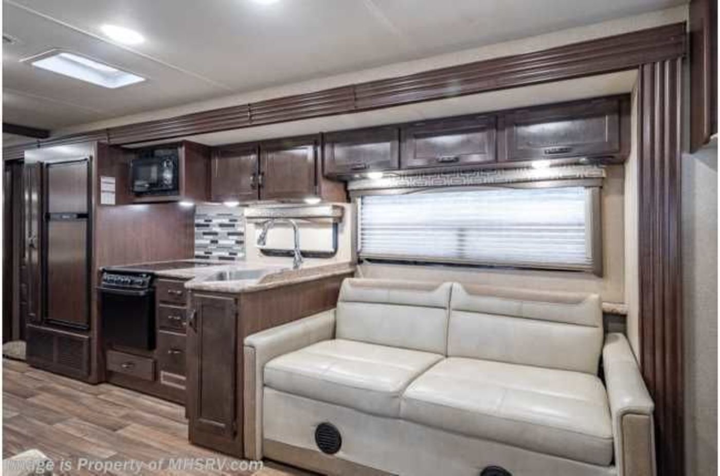 RV Rentals in Henderson, NV - - 2019 Class-A Thor-Motor ...