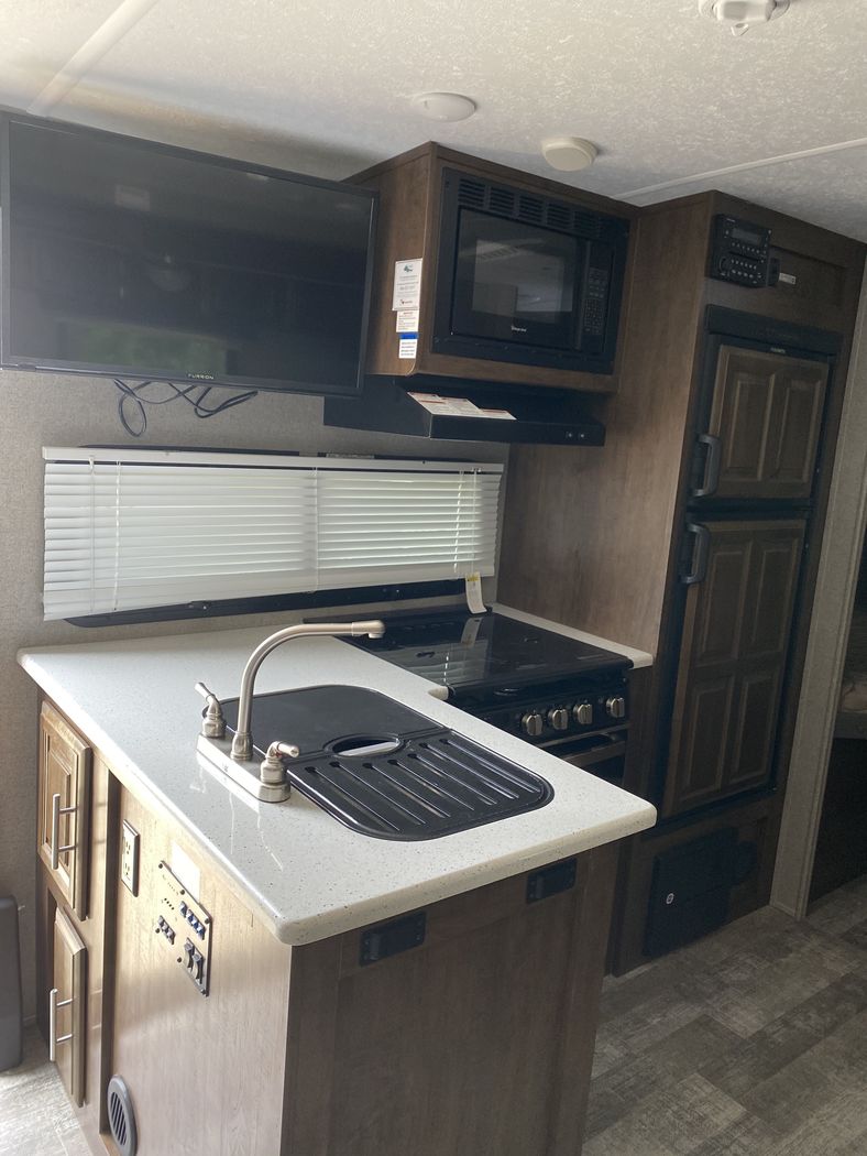 RV Rentals in Georgetown, TX - - 2019 Travel-Trailer ...