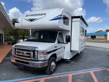 2021 Forest River Sunseeker LE 2550DSLE - Class C RV on RVnGO.com