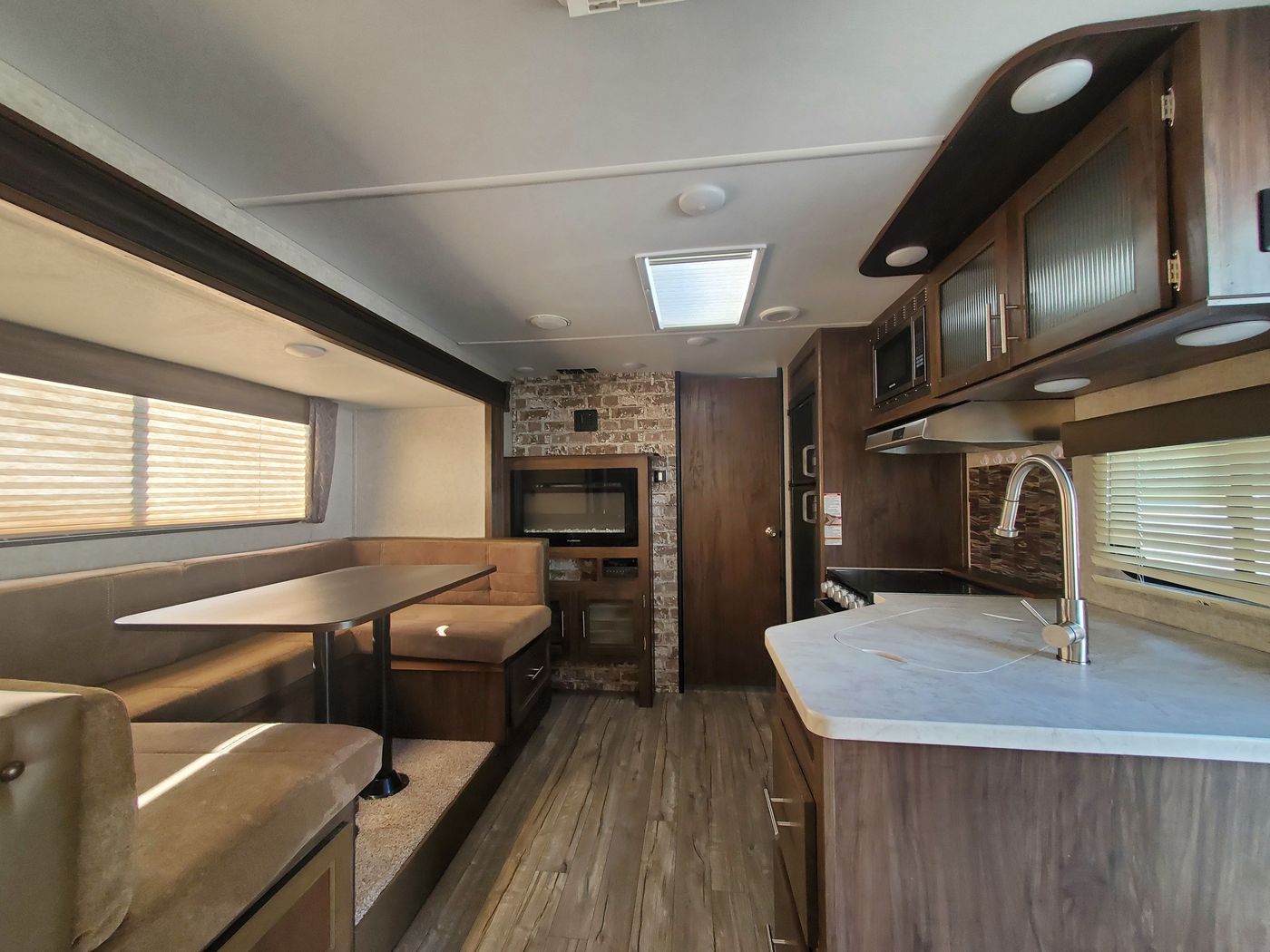 RV Rentals in Lancaster, SC - - 2019 Travel-Trailer Forest-River Grey