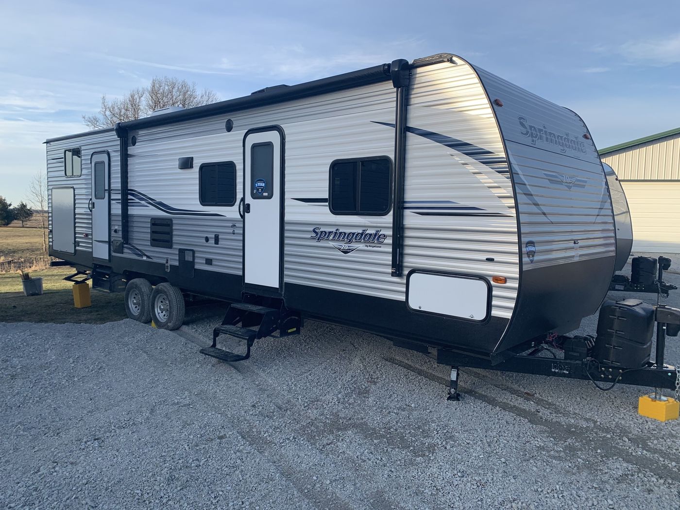 travel trailer rental taylorville illinois