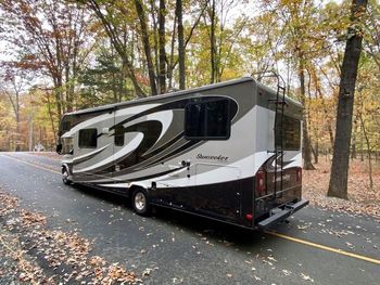 2017 Forest River Ford E-450 Super Duty - Class C RV on RVnGO.com