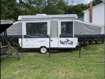 2004 Jayco Qwest 12A Pop-Up - Pop-Up Camper & Other (Non-Motorized) RV on RVnGO.com