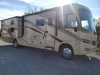 2018 Forest River Georgetown 5 Series - Class A RV on RVnGO.com