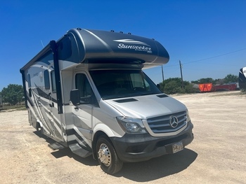 2016 Forest River Sunseeker 2400R - Class C RV on RVnGO.com