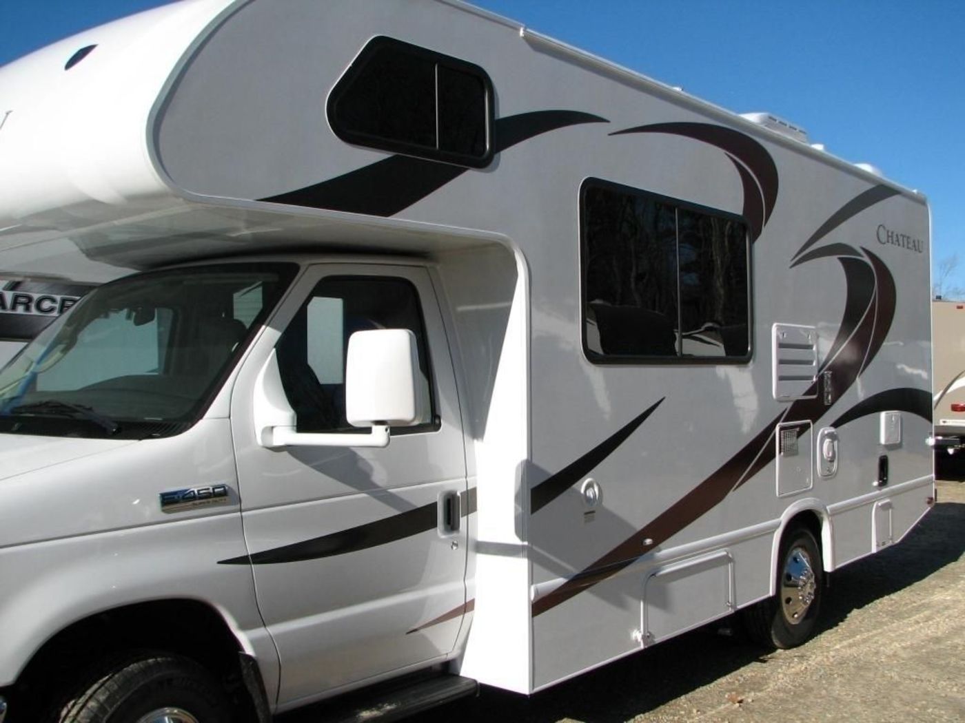 RV Rentals in Rutland, MA 2016 ClassC ThorMotorCoach Chateau31e