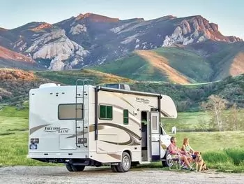 2016 Thor Freedom Elite 23H - Class C RV on RVnGO.com