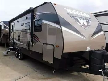 2017 Winnebago Minnie Plus - Travel Trailer RV on RVnGO.com