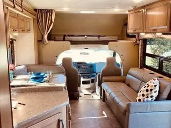 2018 Thor Chateau - Class C RV on RVnGO.com