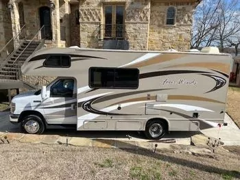 2013 Thor 22E - Class C RV on RVnGO.com