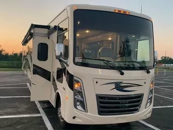 2021 Thor Motor Coach Hurricane 34R - Class A RV on RVnGO.com