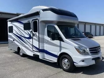 2018 Tiffin Motorhomes Wayfarer 24QW - Class C RV on RVnGO.com