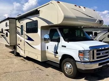 2022 Winnebago Minnie Winnie-31H - Class C RV on RVnGO.com