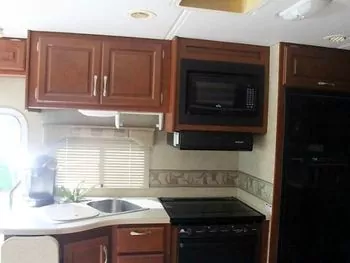 2007 Thor Hurricane  - Class A RV on RVnGO.com