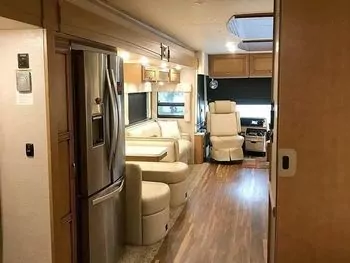 2018 Newmar Ventana LE - Class A RV on RVnGO.com