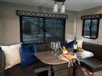 2021 Coachmen Freedom Express - Travel Trailer RV on RVnGO.com