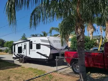 2021 Genesis Supreme Supreme  - Toy Hauler RV on RVnGO.com