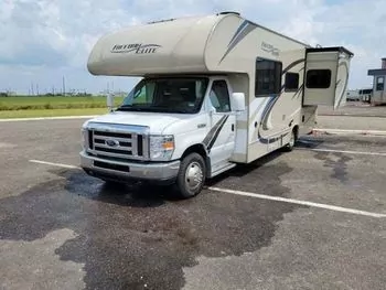 2019 Thor Freedom Elite 26HE - Class C RV on RVnGO.com