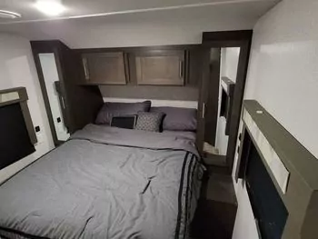 2020 Forest River Salem T32BHDS  - Travel Trailer RV on RVnGO.com