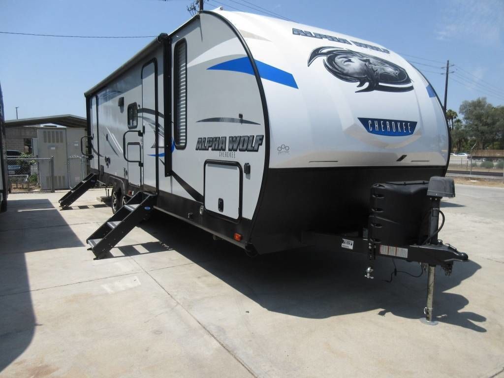 2020 Forest River Cherokee Alpha Wolf 26DBH-L