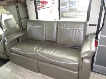 2020 Forest River Sunseeker Classic 2860DS - Class C RV on RVnGO.com