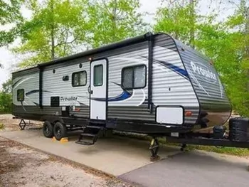 2019 HEART LAND 30LX Prowler Lynx Unit - Travel Trailer RV on RVnGO.com