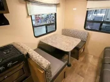 2013 Rockwood Roo Hybrid 23' - Travel Trailer RV on RVnGO.com