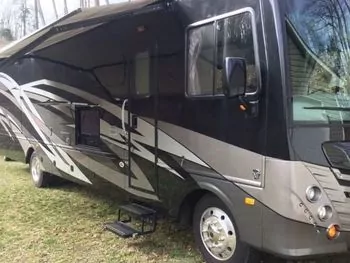 2020 Fleetwood Storm - Class A RV on RVnGO.com