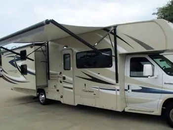 2016 Coachmen Leprechaun - Class C RV on RVnGO.com