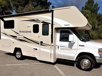 2018 Winnebago Minnie Winnie  - Class C RV on RVnGO.com
