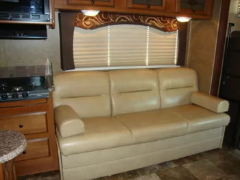 2014 Coachmen 320BH - Class C RV on RVnGO.com