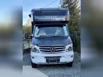 2018 Tiffin Motorhomes WAYFARER 24FW - Class C RV on RVnGO.com