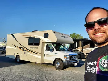 2018 Winnebago Minnie Winnie - Class C RV on RVnGO.com