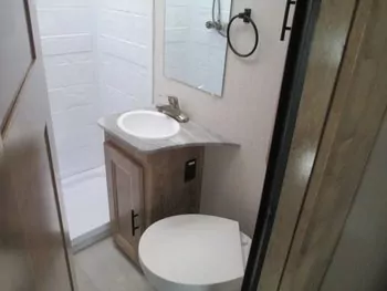 2020 Coachmen leprachaun - Class C RV on RVnGO.com