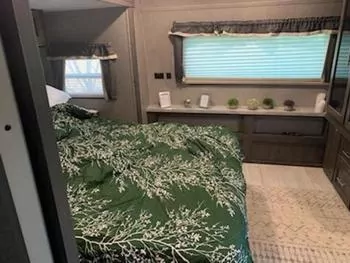 2019 Forest River Rockwood Ultra lite - Travel Trailer RV on RVnGO.com