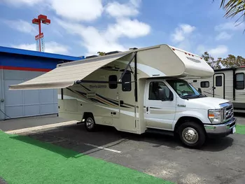 2018 Winnebago Minnie Winnie - Class C RV on RVnGO.com
